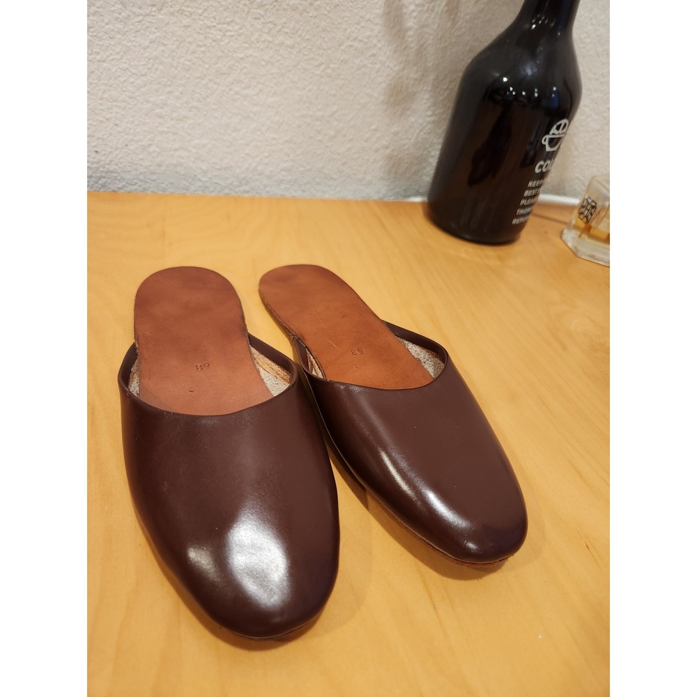 Vintage Style Brown Leather Mule Slippers Womens Approx Size 7 Slip On minimal